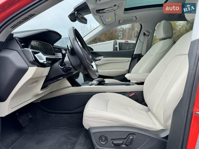 Красный Ауди E-Tron, объемом двигателя 0 л и пробегом 59 тыс. км за 37900 $, фото 26 на Automoto.ua