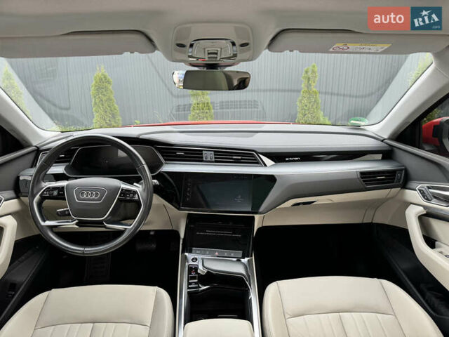 Красный Ауди E-Tron, объемом двигателя 0 л и пробегом 59 тыс. км за 37900 $, фото 24 на Automoto.ua