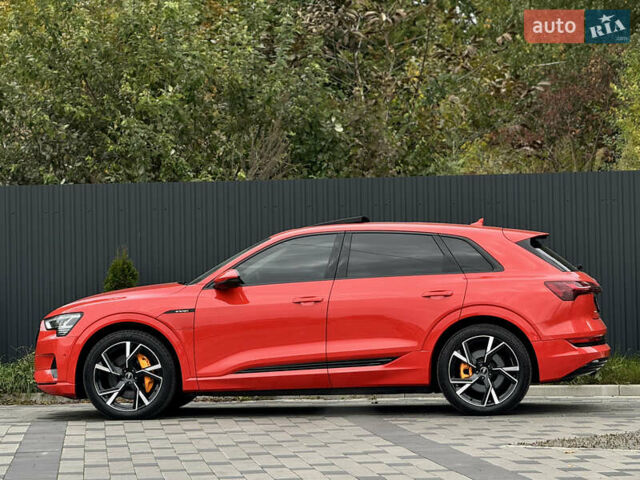 Красный Ауди E-Tron, объемом двигателя 0 л и пробегом 59 тыс. км за 37900 $, фото 4 на Automoto.ua