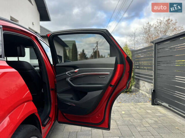 Ауди E-Tron 2022 в Луцке на Automoto.ua Красный Ауди E-Tron, объемом двигателя 0 л и пробегом 36 тыс. км за 48499 $, фото 81 на Automoto.ua