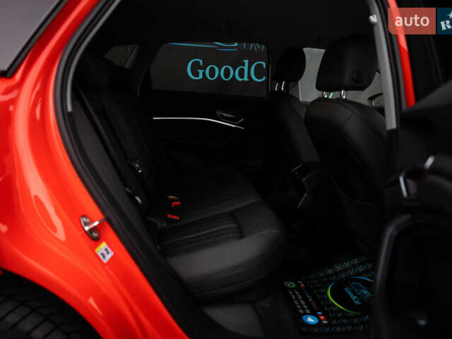 Червоний Ауді E-Tron, об'ємом двигуна 0 л та пробігом 175 тис. км за 28400 $, фото 31 на Automoto.ua