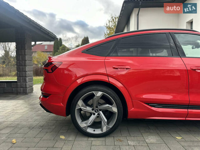 Ауди E-Tron 2022 в Луцке на Automoto.ua Красный Ауди E-Tron, объемом двигателя 0 л и пробегом 36 тыс. км за 48499 $, фото 4 на Automoto.ua