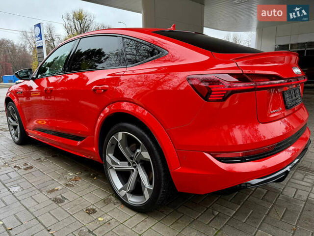Красный Ауди E-Tron, объемом двигателя 0 л и пробегом 37 тыс. км за 49500 $, фото 16 на Automoto.ua