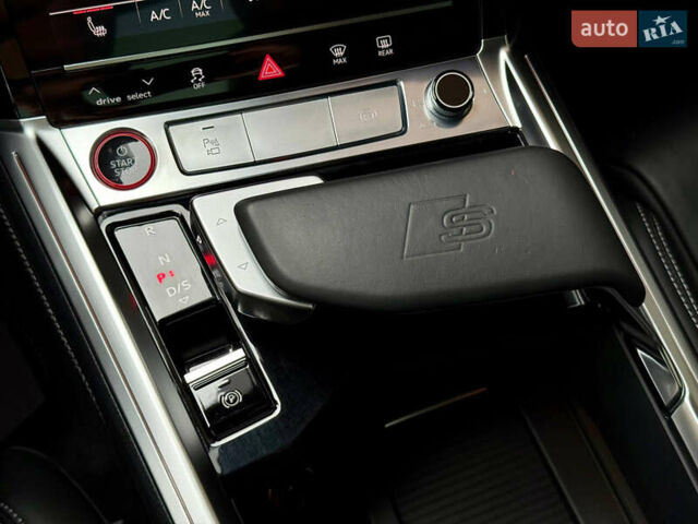 Красный Ауди E-Tron, объемом двигателя 0 л и пробегом 37 тыс. км за 49500 $, фото 73 на Automoto.ua