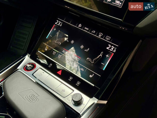 Красный Ауди E-Tron, объемом двигателя 0 л и пробегом 37 тыс. км за 49500 $, фото 63 на Automoto.ua