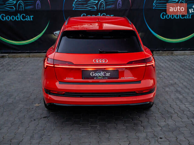 Червоний Ауді E-Tron, об'ємом двигуна 0 л та пробігом 175 тис. км за 28400 $, фото 51 на Automoto.ua