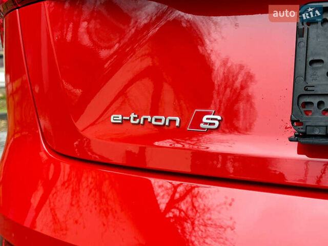 Красный Ауди E-Tron, объемом двигателя 0 л и пробегом 37 тыс. км за 49500 $, фото 15 на Automoto.ua