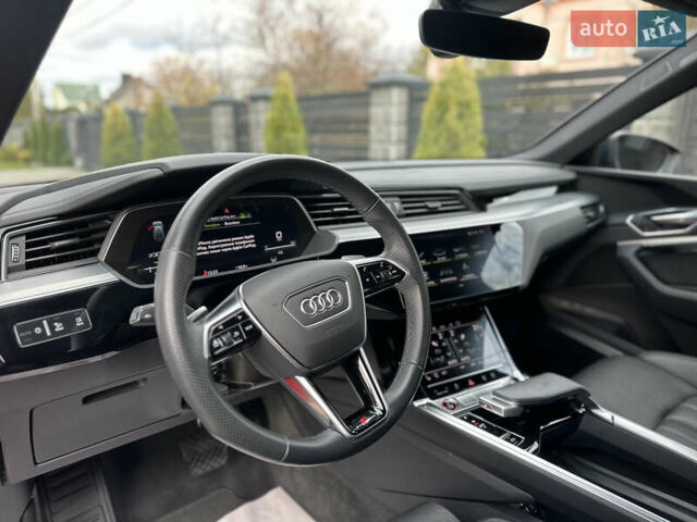 Красный Ауди E-Tron, объемом двигателя 0 л и пробегом 36 тыс. км за 48499 $, фото 49 на Automoto.ua