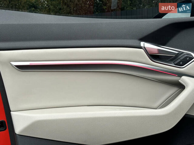 Красный Ауди E-Tron, объемом двигателя 0 л и пробегом 59 тыс. км за 37900 $, фото 36 на Automoto.ua