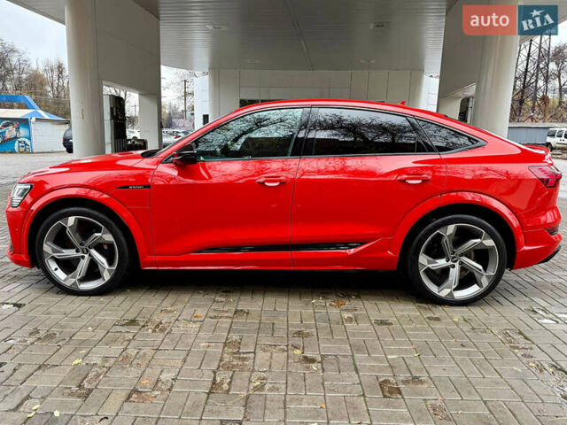 Красный Ауди E-Tron, объемом двигателя 0 л и пробегом 37 тыс. км за 49500 $, фото 18 на Automoto.ua
