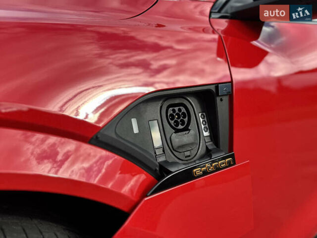 Ауди E-Tron 2022 в Луцке на Automoto.ua Красный Ауди E-Tron, объемом двигателя 0 л и пробегом 36 тыс. км за 48499 $, фото 17 на Automoto.ua