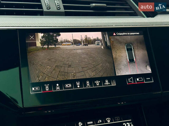 Красный Ауди E-Tron, объемом двигателя 0 л и пробегом 37 тыс. км за 49500 $, фото 80 на Automoto.ua