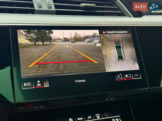 Красный Ауди E-Tron, объемом двигателя 0 л и пробегом 37 тыс. км за 49500 $, фото 78 на Automoto.ua