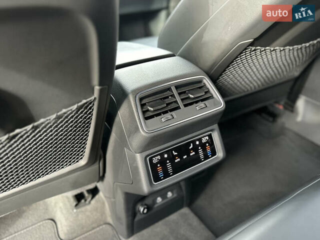 Красный Ауди E-Tron, объемом двигателя 0 л и пробегом 36 тыс. км за 48499 $, фото 80 на Automoto.ua