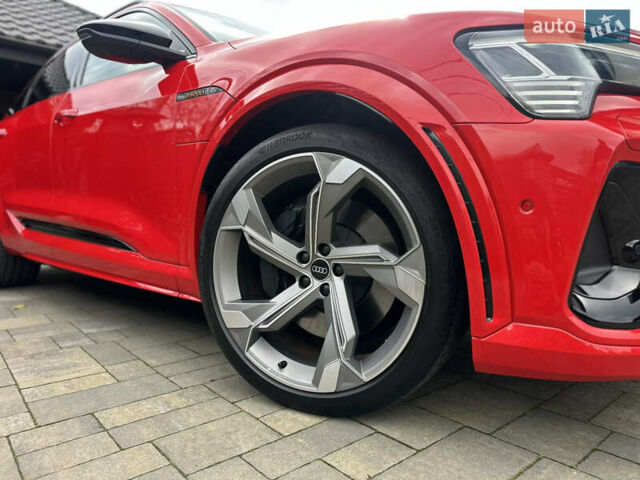 Красный Ауди E-Tron, объемом двигателя 0 л и пробегом 36 тыс. км за 48499 $, фото 24 на Automoto.ua