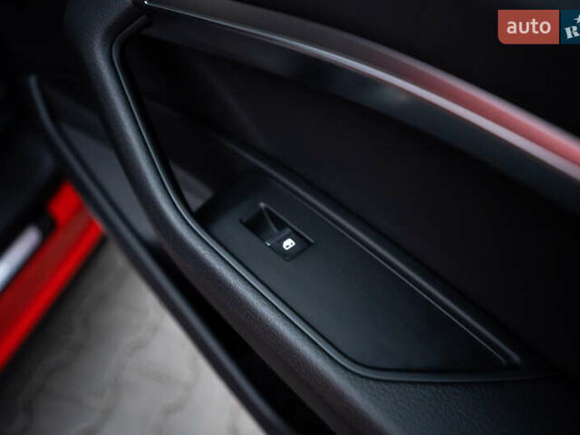 Червоний Ауді E-Tron, об'ємом двигуна 0 л та пробігом 175 тис. км за 28400 $, фото 74 на Automoto.ua