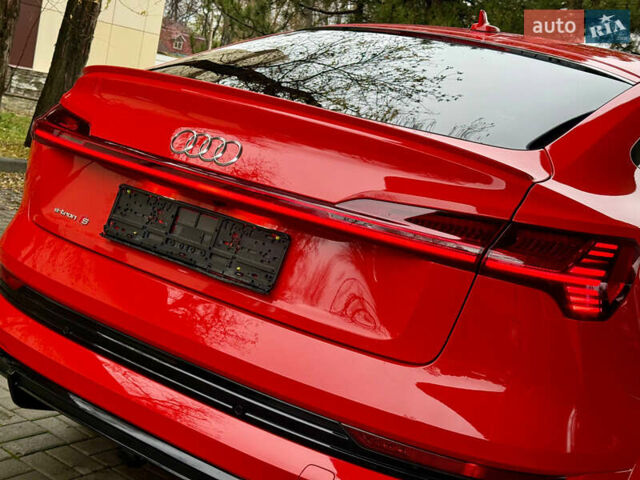 Красный Ауди E-Tron, объемом двигателя 0 л и пробегом 37 тыс. км за 49500 $, фото 27 на Automoto.ua