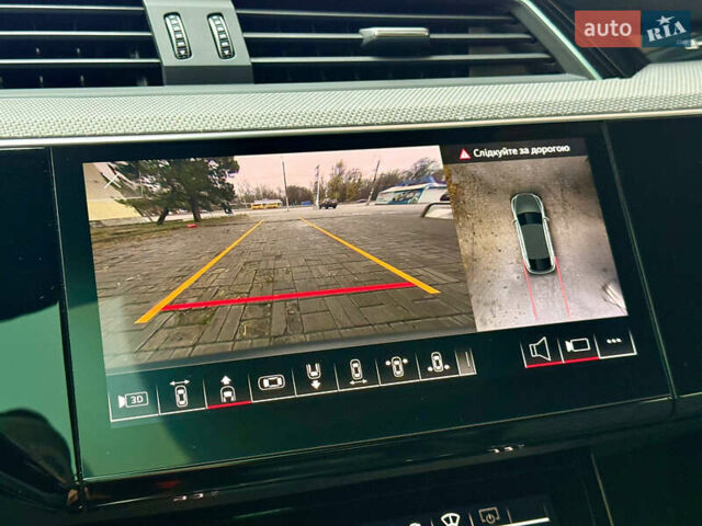 Красный Ауди E-Tron, объемом двигателя 0 л и пробегом 37 тыс. км за 49500 $, фото 81 на Automoto.ua