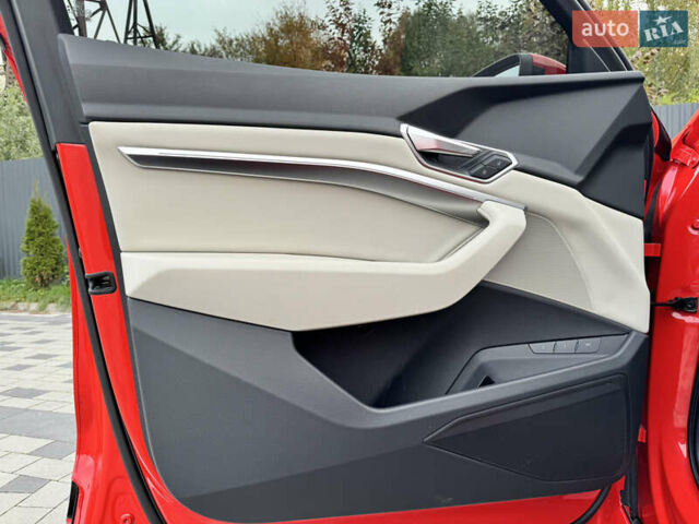 Красный Ауди E-Tron, объемом двигателя 0 л и пробегом 59 тыс. км за 37900 $, фото 25 на Automoto.ua