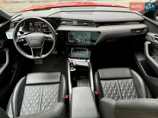 Красный Ауди E-Tron, объемом двигателя 0 л и пробегом 37 тыс. км за 49500 $, фото 48 на Automoto.ua