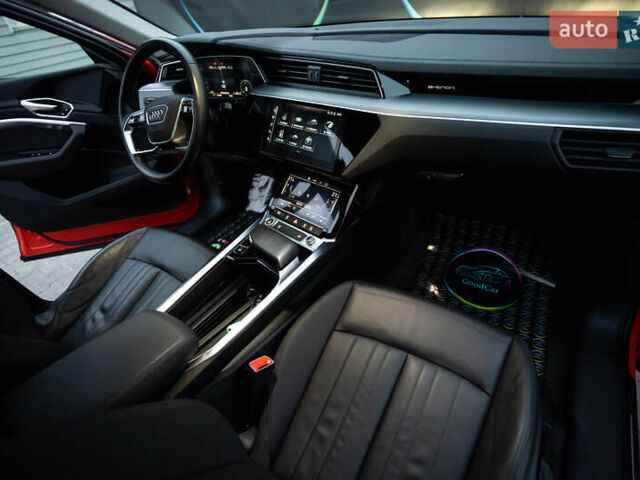 Червоний Ауді E-Tron, об'ємом двигуна 0 л та пробігом 175 тис. км за 28400 $, фото 102 на Automoto.ua