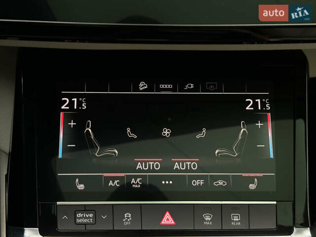 Красный Ауди E-Tron, объемом двигателя 0 л и пробегом 59 тыс. км за 37900 $, фото 34 на Automoto.ua