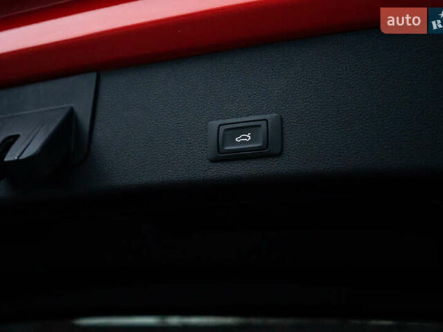 Червоний Ауді E-Tron, об'ємом двигуна 0 л та пробігом 175 тис. км за 28400 $, фото 57 на Automoto.ua