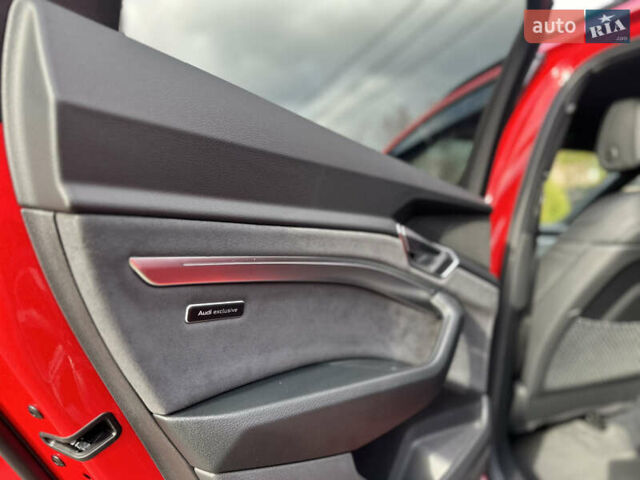 Красный Ауди E-Tron, объемом двигателя 0 л и пробегом 36 тыс. км за 48499 $, фото 75 на Automoto.ua