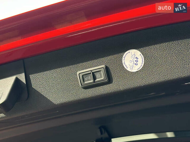 Красный Ауди E-Tron, объемом двигателя 0 л и пробегом 36 тыс. км за 48499 $, фото 101 на Automoto.ua