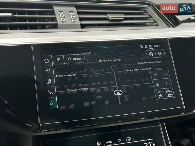 Красный Ауди E-Tron, объемом двигателя 0 л и пробегом 36 тыс. км за 48499 $, фото 69 на Automoto.ua