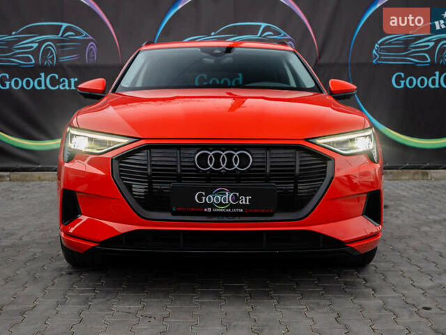 Червоний Ауді E-Tron, об'ємом двигуна 0 л та пробігом 175 тис. км за 28400 $, фото 3 на Automoto.ua