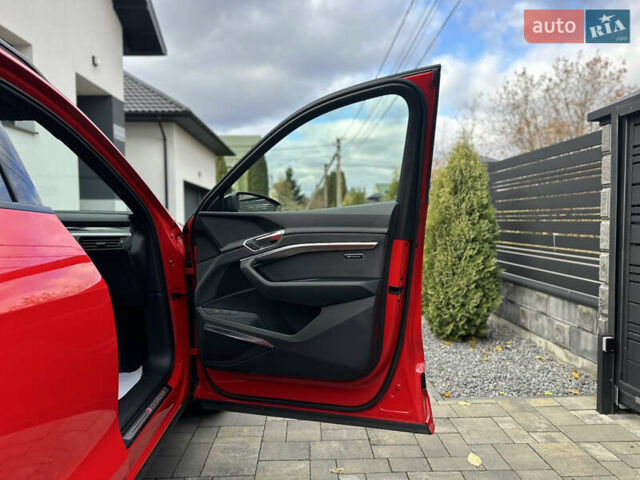 Ауди E-Tron 2022 в Луцке на Automoto.ua Красный Ауди E-Tron, объемом двигателя 0 л и пробегом 36 тыс. км за 48499 $, фото 86 на Automoto.ua