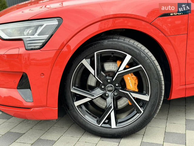 Красный Ауди E-Tron, объемом двигателя 0 л и пробегом 59 тыс. км за 37900 $, фото 22 на Automoto.ua