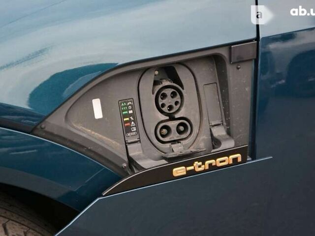 Ауди E-Tron, объемом двигателя 0 л и пробегом 48 тыс. км за 55900 $, фото 11 на Automoto.ua