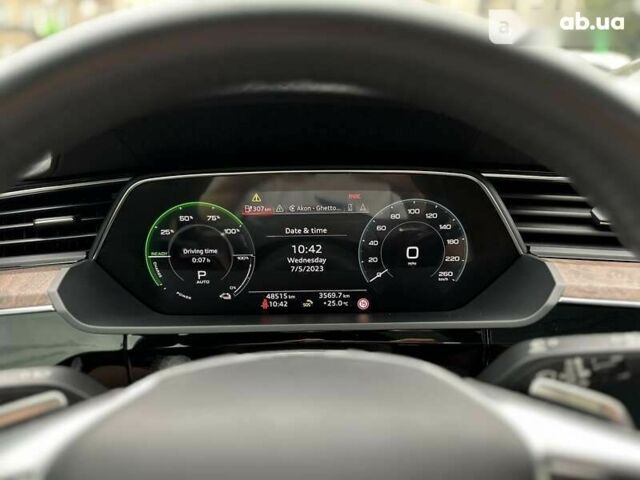 Ауди E-Tron, объемом двигателя 0 л и пробегом 48 тыс. км за 55900 $, фото 28 на Automoto.ua
