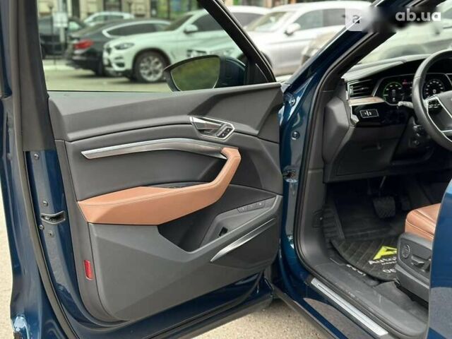 Ауди E-Tron, объемом двигателя 0 л и пробегом 48 тыс. км за 55900 $, фото 20 на Automoto.ua