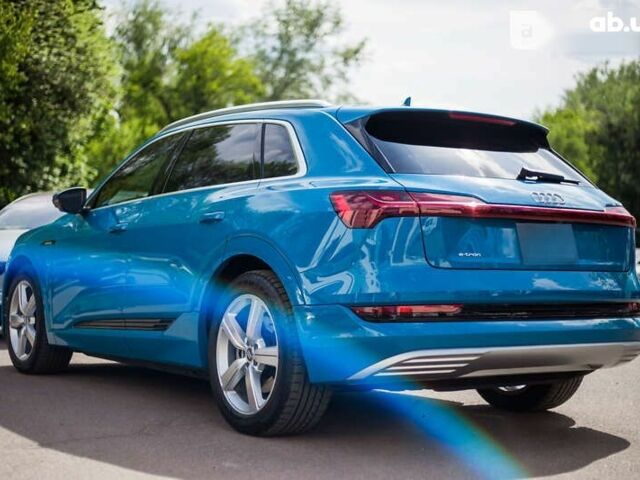 Ауди E-Tron, объемом двигателя 0 л и пробегом 13 тыс. км за 62500 $, фото 4 на Automoto.ua