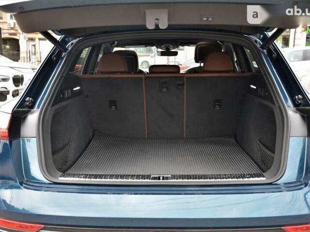 Ауди E-Tron, объемом двигателя 0 л и пробегом 48 тыс. км за 55900 $, фото 17 на Automoto.ua