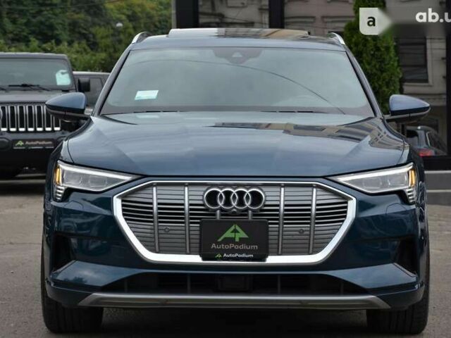 Ауди E-Tron, объемом двигателя 0 л и пробегом 48 тыс. км за 55900 $, фото 3 на Automoto.ua