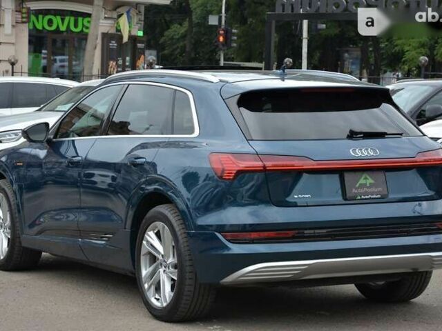 Ауди E-Tron, объемом двигателя 0 л и пробегом 48 тыс. км за 55900 $, фото 14 на Automoto.ua
