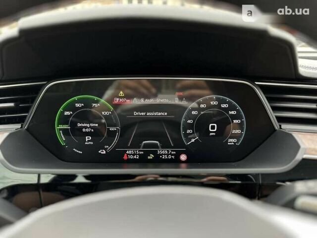 Ауди E-Tron, объемом двигателя 0 л и пробегом 48 тыс. км за 55900 $, фото 29 на Automoto.ua