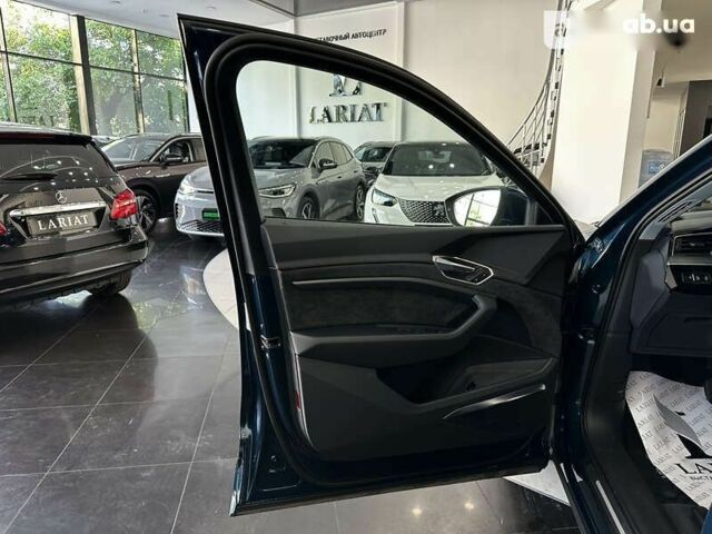 Ауди E-Tron, объемом двигателя 0 л и пробегом 39 тыс. км за 47500 $, фото 10 на Automoto.ua
