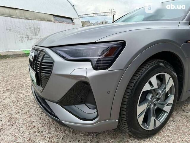 Ауді E-Tron, об'ємом двигуна 0 л та пробігом 5 тис. км за 65000 $, фото 4 на Automoto.ua