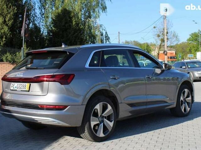 Ауди E-Tron, объемом двигателя 0 л и пробегом 54 тыс. км за 38000 $, фото 3 на Automoto.ua