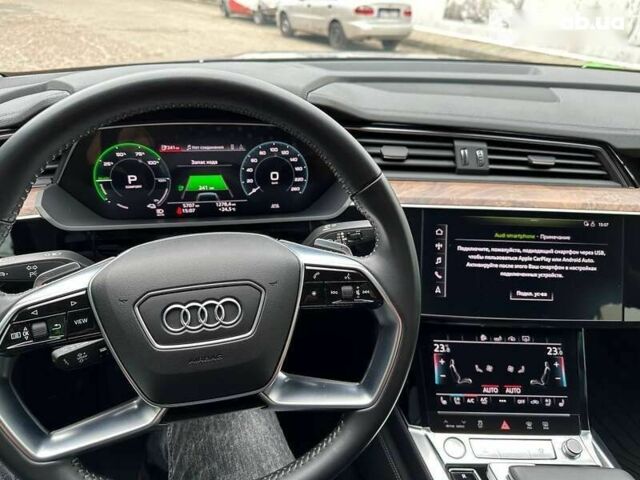 Ауді E-Tron, об'ємом двигуна 0 л та пробігом 5 тис. км за 65000 $, фото 29 на Automoto.ua