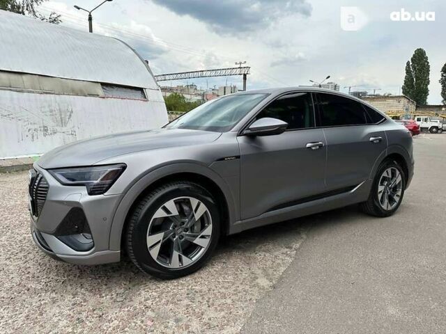 Ауді E-Tron, об'ємом двигуна 0 л та пробігом 5 тис. км за 65000 $, фото 8 на Automoto.ua