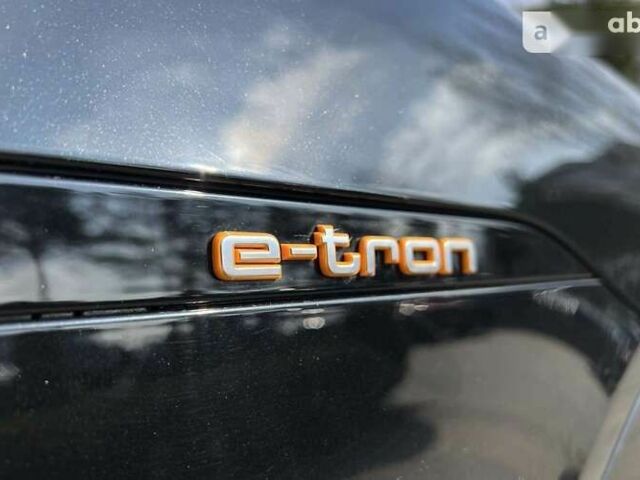 Ауди E-Tron, объемом двигателя 0 л и пробегом 117 тыс. км за 43999 $, фото 8 на Automoto.ua