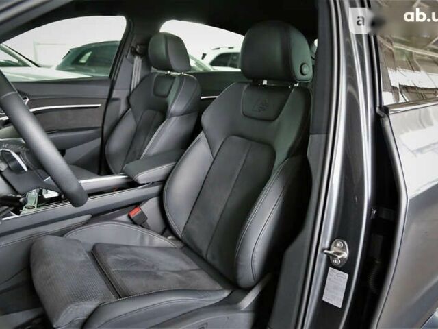 Ауди E-Tron, объемом двигателя 0 л и пробегом 42 тыс. км за 89000 $, фото 8 на Automoto.ua