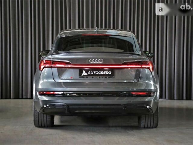 Ауди E-Tron, объемом двигателя 0 л и пробегом 42 тыс. км за 89000 $, фото 5 на Automoto.ua