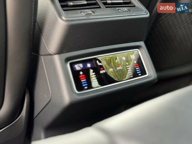 Ауди E-Tron, объемом двигателя 0 л и пробегом 33 тыс. км за 46000 $, фото 26 на Automoto.ua